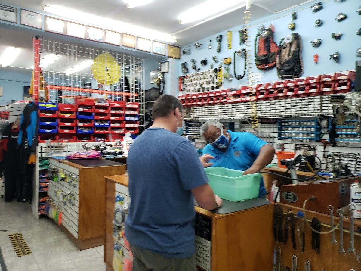 Cozumel Scuba Repair — photo