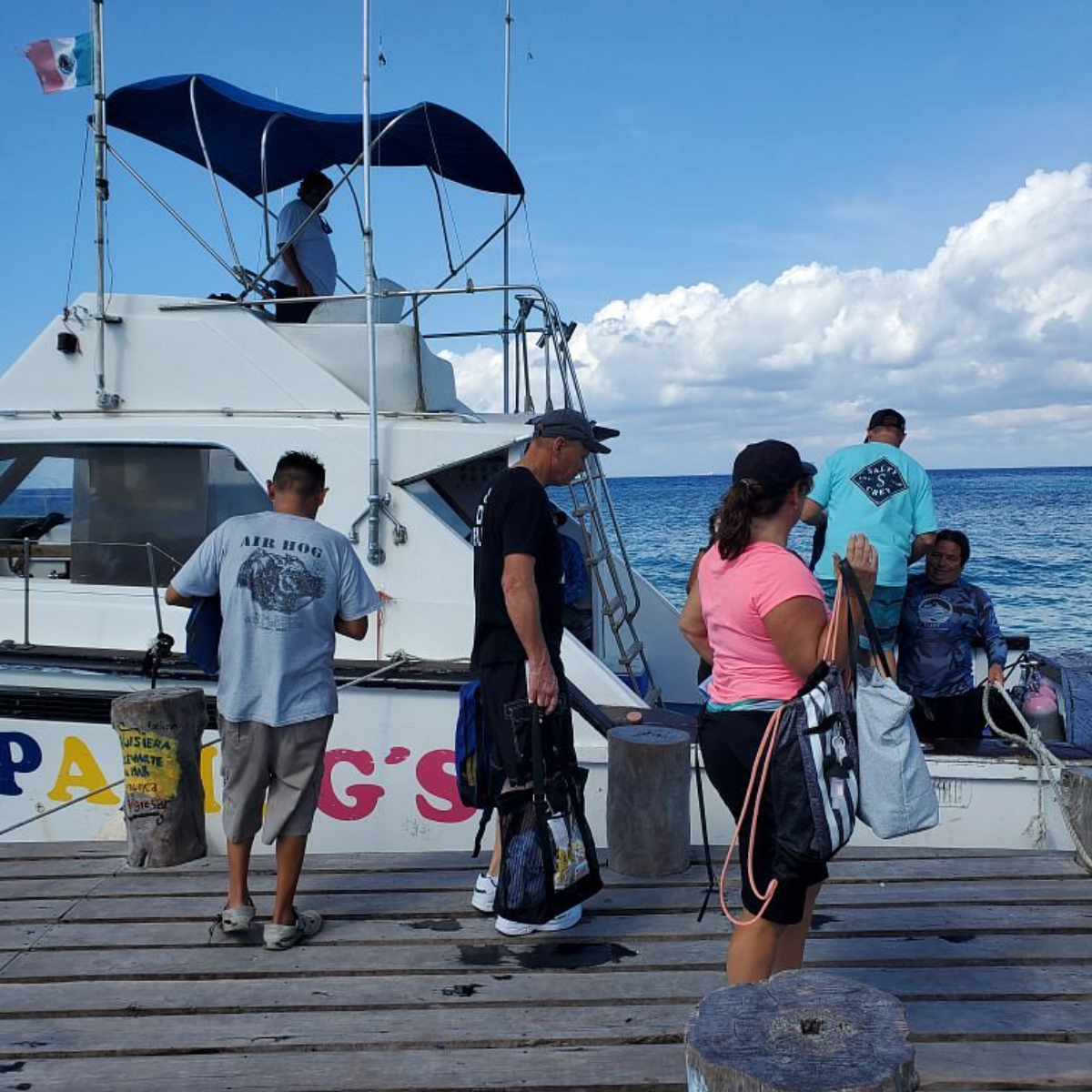 Papa Hogs Scuba Emporium Cozumel